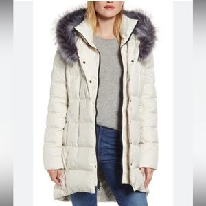The North Face Dealio 550 Fill Power Down Parka In Vintage White